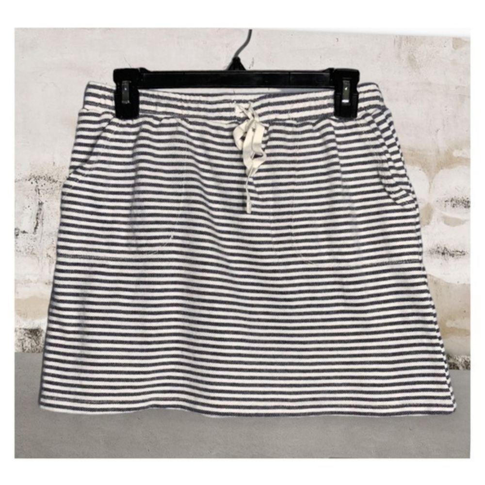 Max Studio Sporty Gray Striped Drawstring Stretch Knit Cotton Mini Skirt Medium